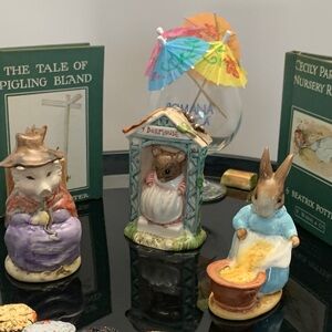 Royal Doulton's Beatrix Potter Famous Trio & 2 Story Tale Books VINTAGE